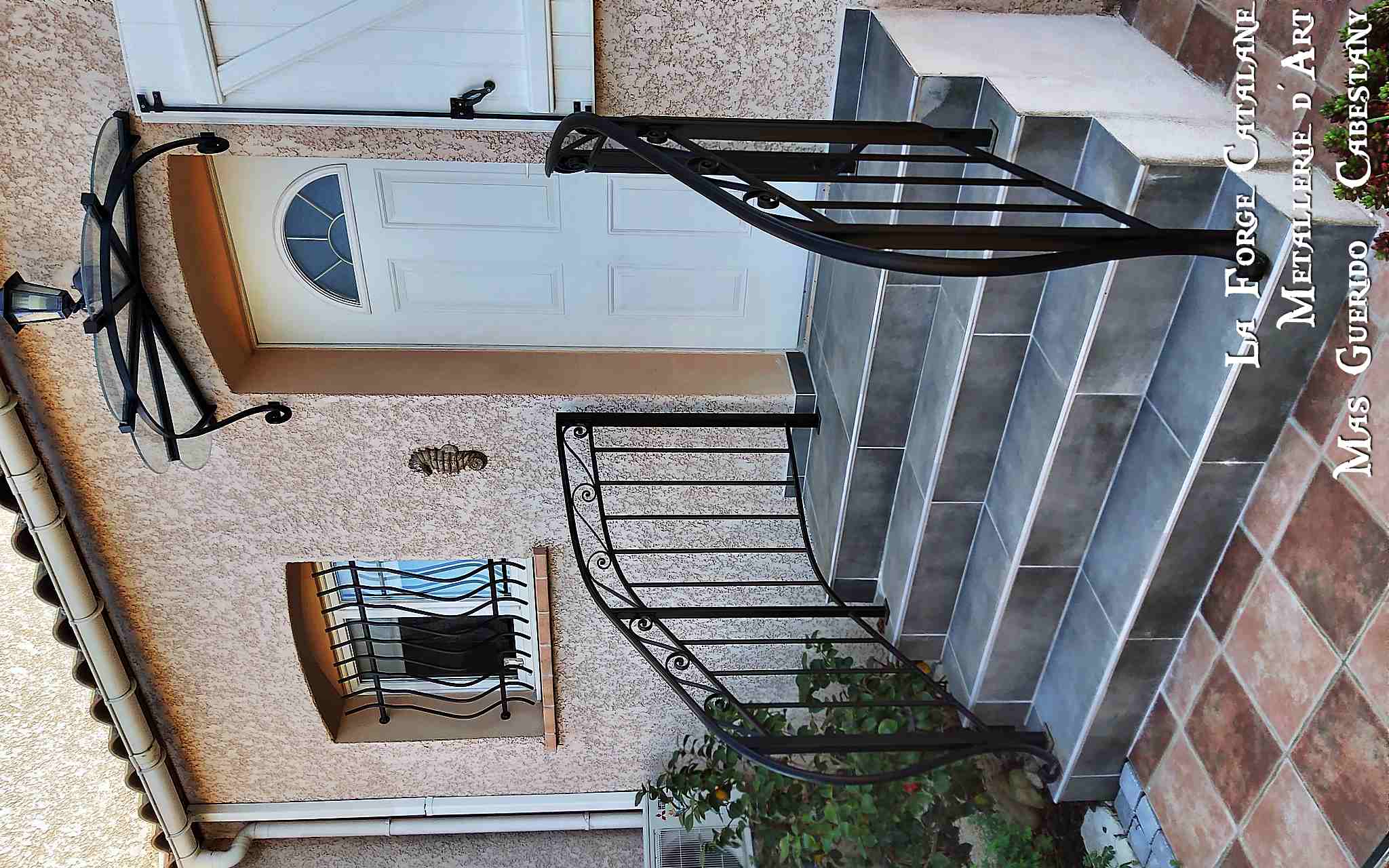 rampant debillarde ouvrage frise volutes  forge catalane.jpg